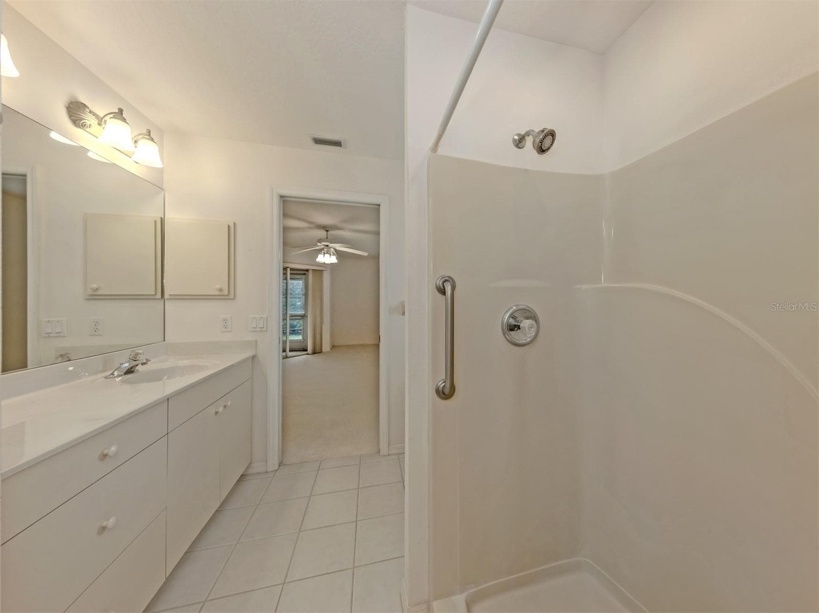 Single Family Residence at 5839 MCKINLEY RD, VENICE, photo 17 of 62