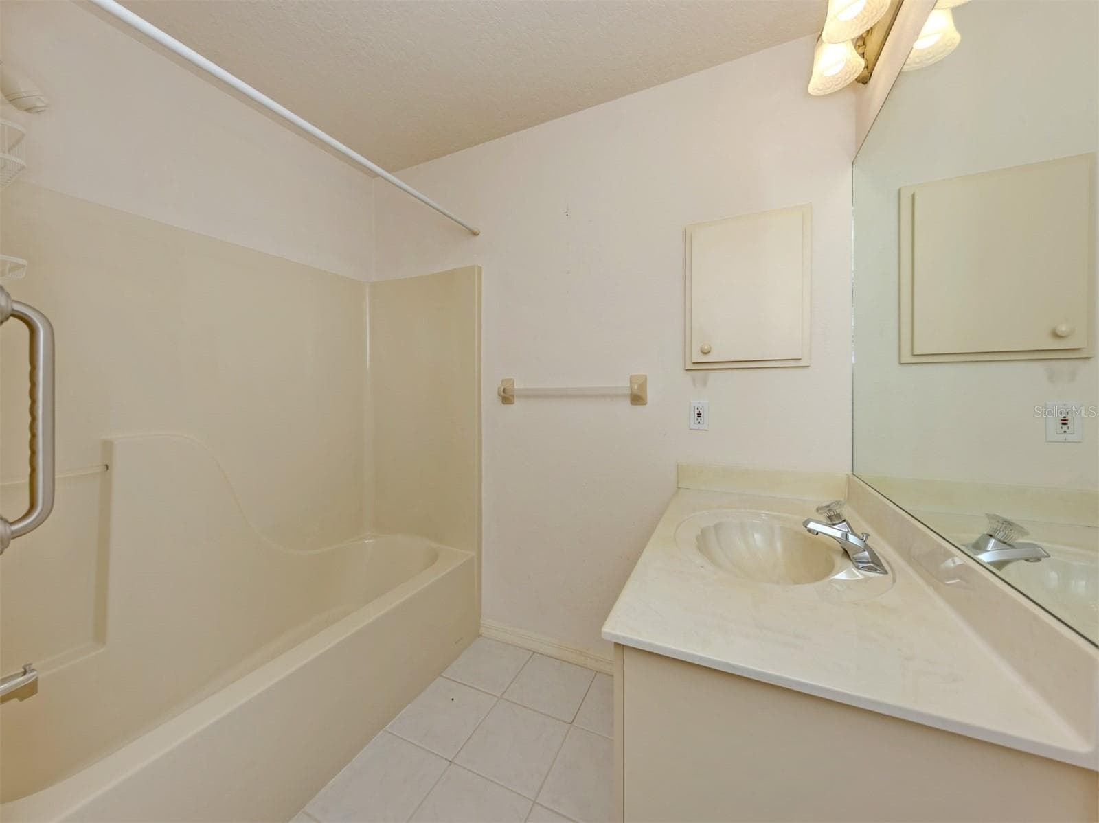 Single Family Residence at 5839 MCKINLEY RD, VENICE, photo 22 of 62