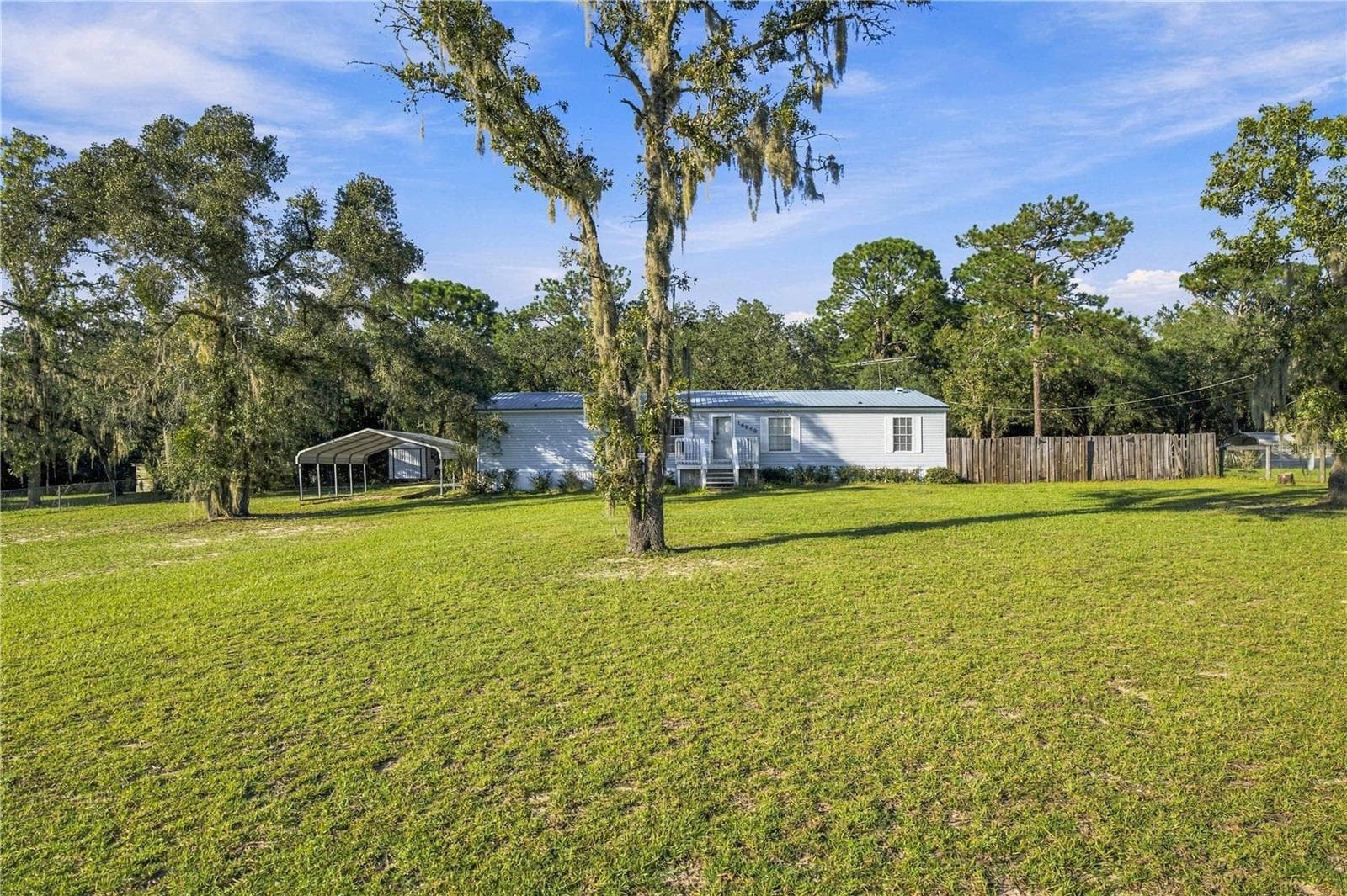 Manufactured Home at 16849 SW 47TH PLACE RD, OCALA, photo 2 of 31