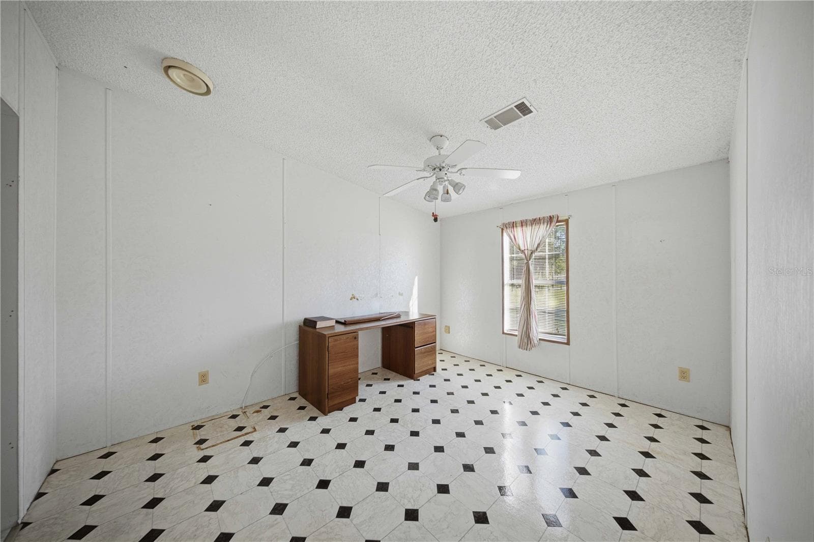 Manufactured Home at 16849 SW 47TH PLACE RD, OCALA, photo 14 of 31