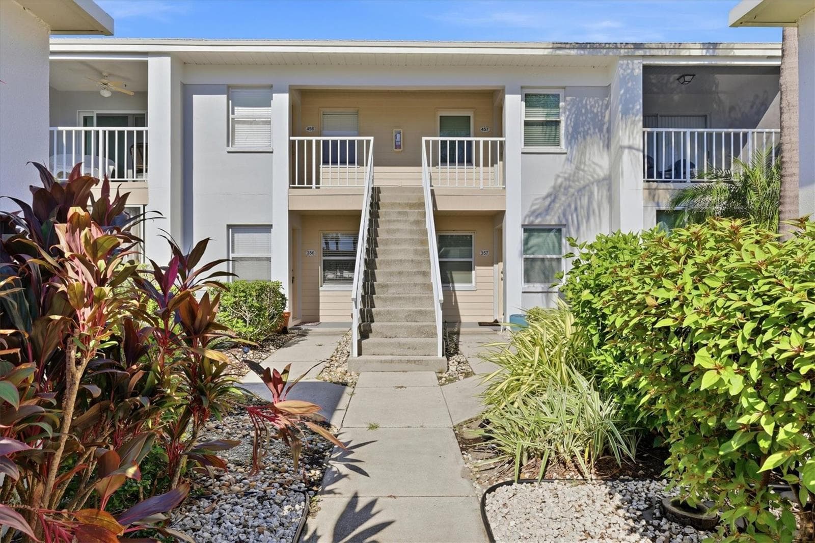 Condominium at 427 CERROMAR LN #356, VENICE, photo 3 of 73