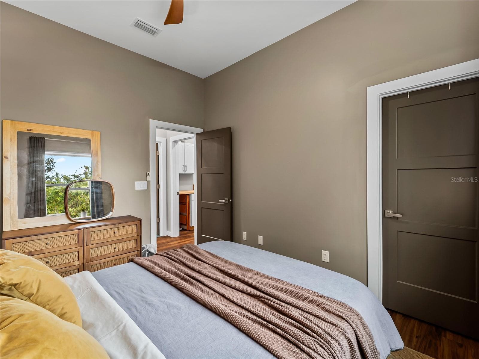 GuestBedroom_8163WalbertSt_PortCharlotte_Wide2.jpg - 8163 WALBERT ST, PORT CHARLOTTE