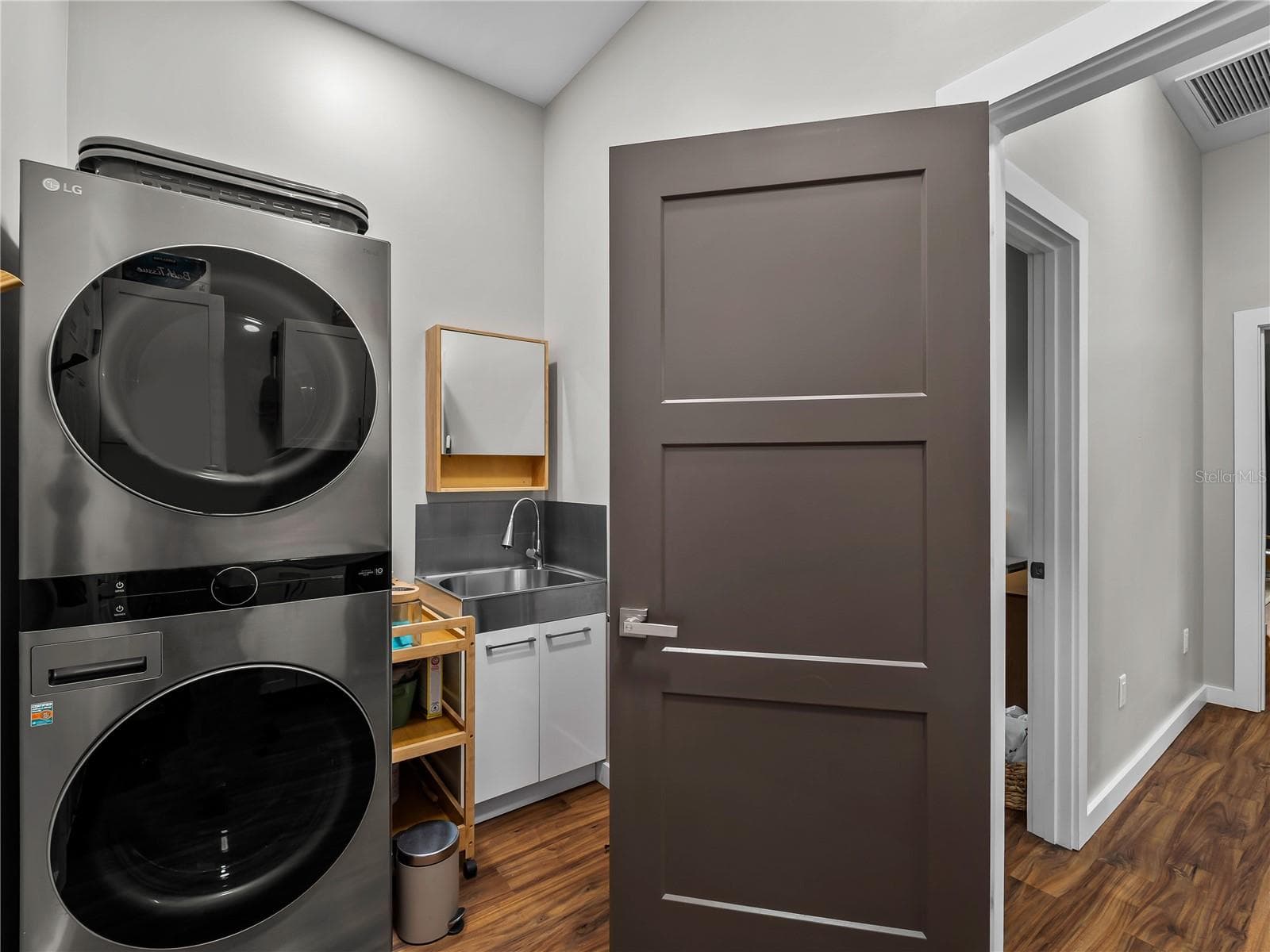 Laundry_8163WalbertSt_PortCharlotte_Corner.jpg - 8163 WALBERT ST, PORT CHARLOTTE