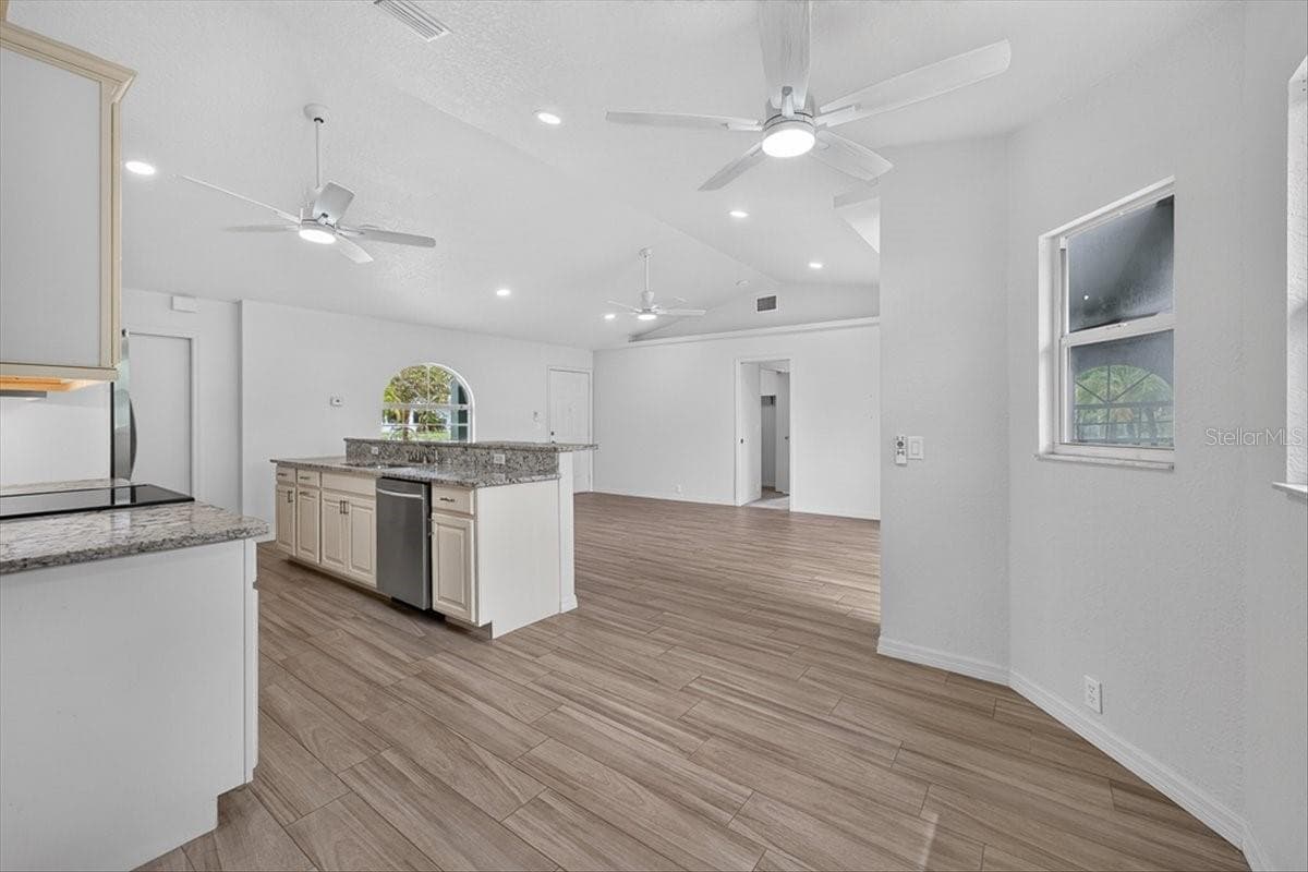Single Family Residence at 9293 FRUITLAND AVE, ENGLEWOOD, photo 12 of 36