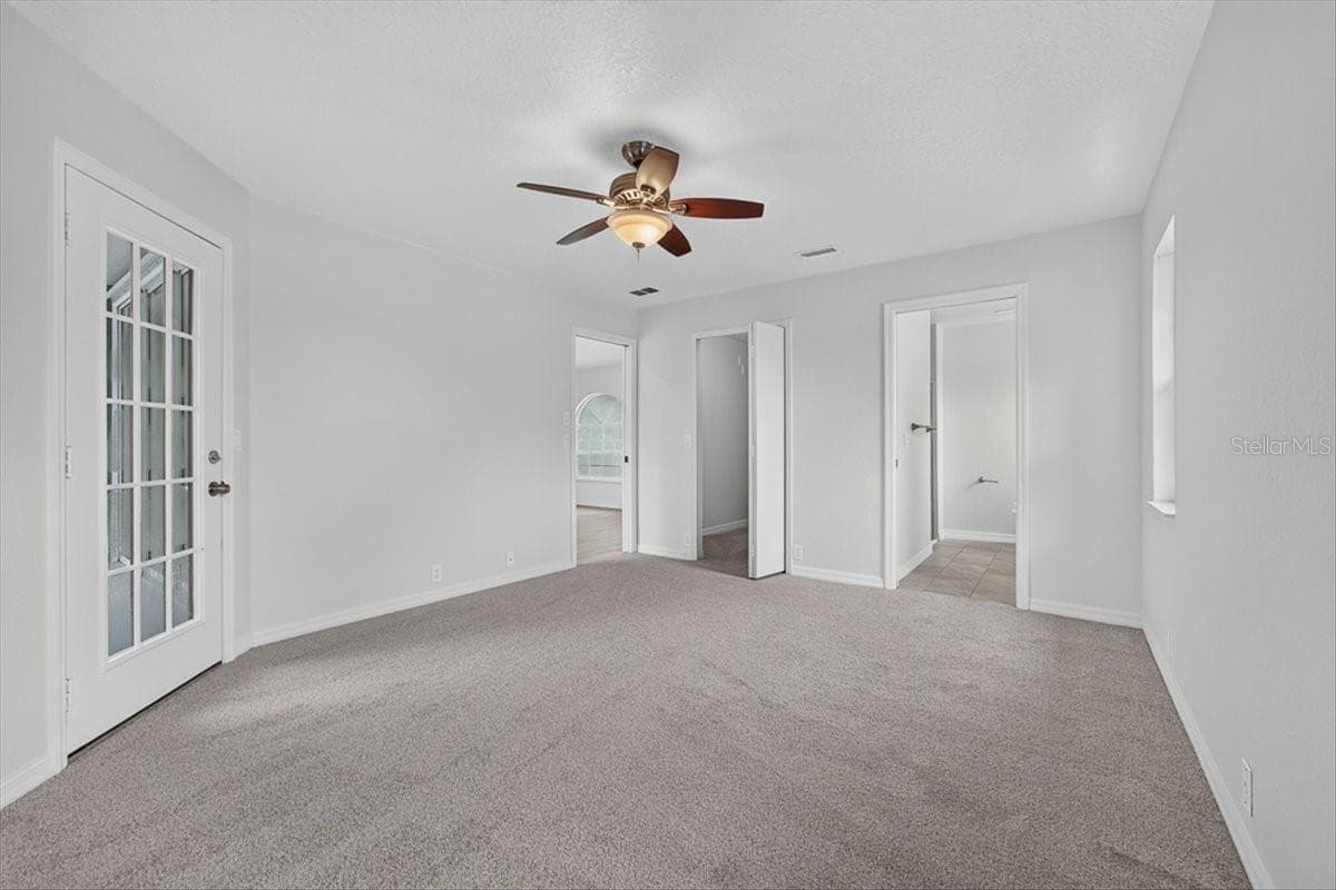 Single Family Residence at 9293 FRUITLAND AVE, ENGLEWOOD, photo 15 of 36