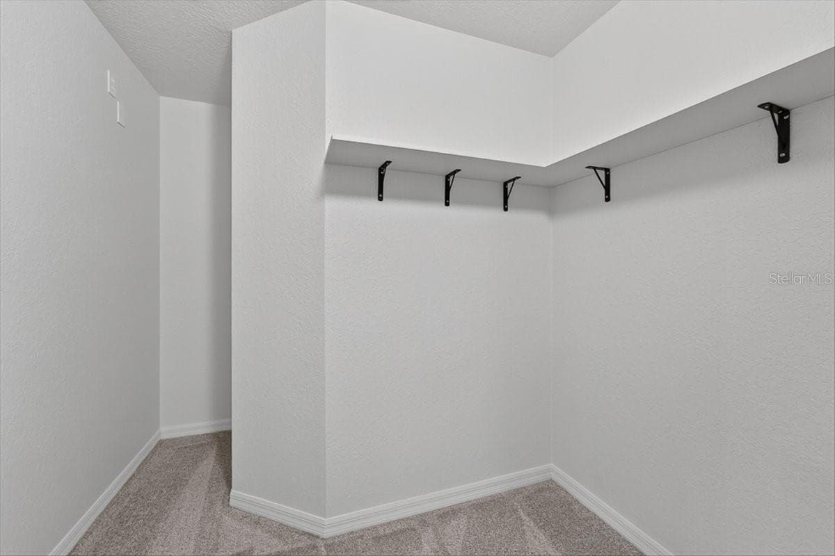 Single Family Residence at 9293 FRUITLAND AVE, ENGLEWOOD, photo 20 of 36