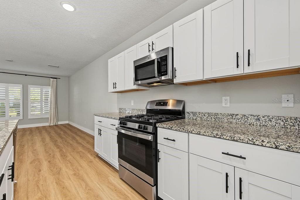 Townhouse at 2595 FENCEPOST DR, ODESSA, photo 14 of 59