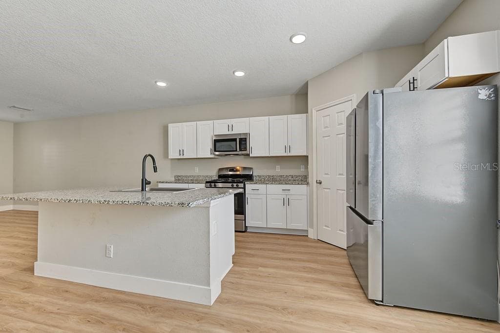 Townhouse at 2595 FENCEPOST DR, ODESSA, photo 15 of 59