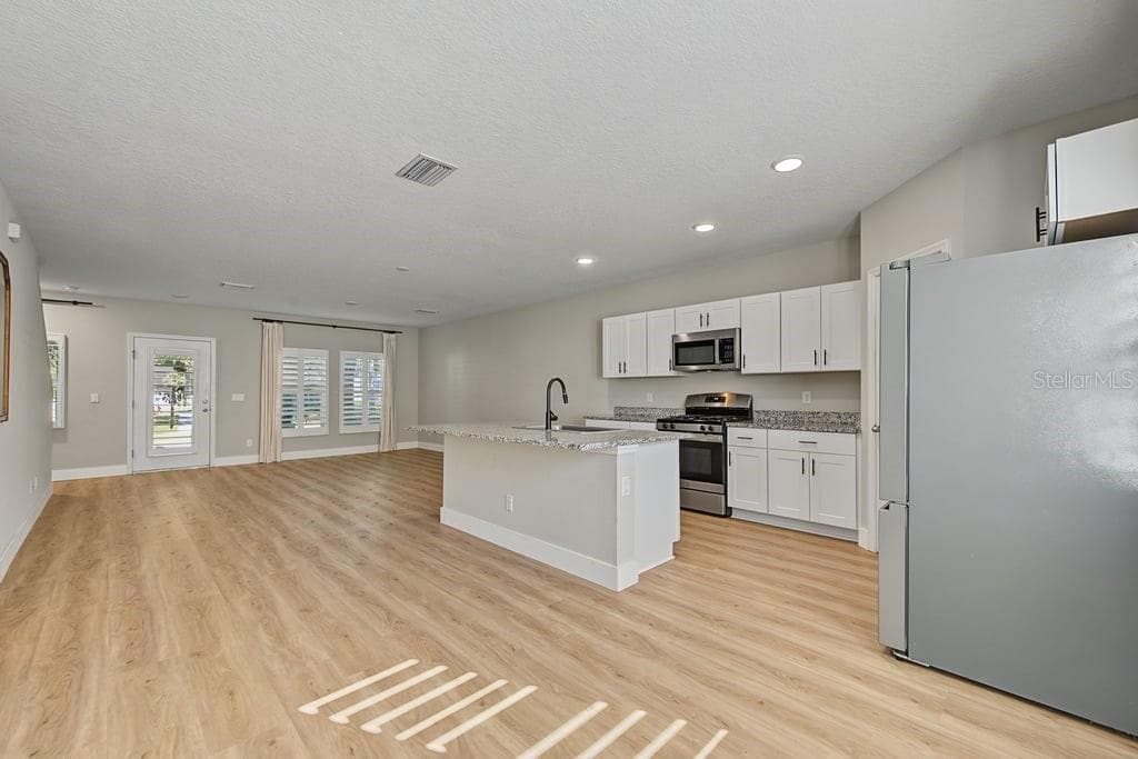 Townhouse at 2595 FENCEPOST DR, ODESSA, photo 18 of 59