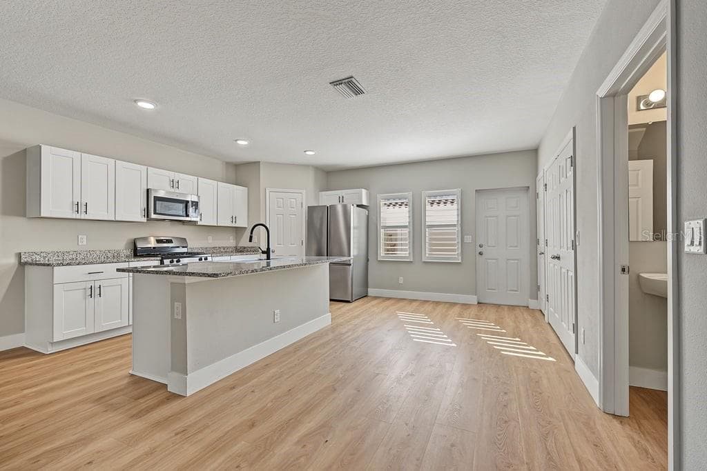 Townhouse at 2595 FENCEPOST DR, ODESSA, photo 19 of 59