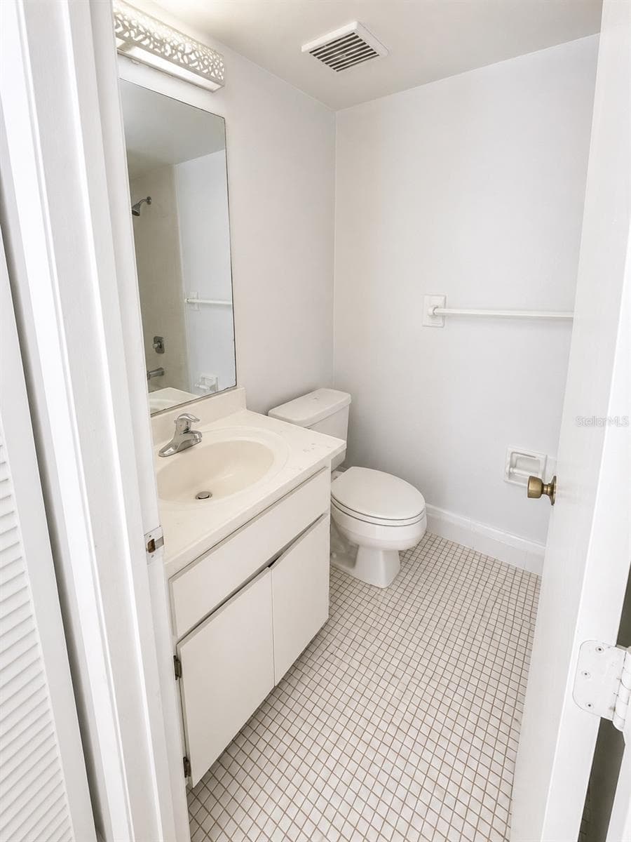 Bathroom 2 - 112 CYPRESS CT #112, OLDSMAR