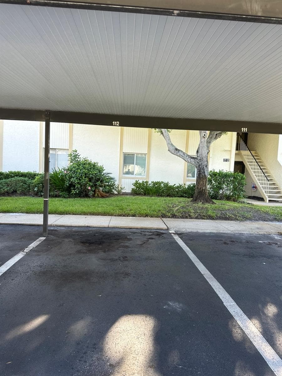 Car Port - 112 CYPRESS CT #112, OLDSMAR