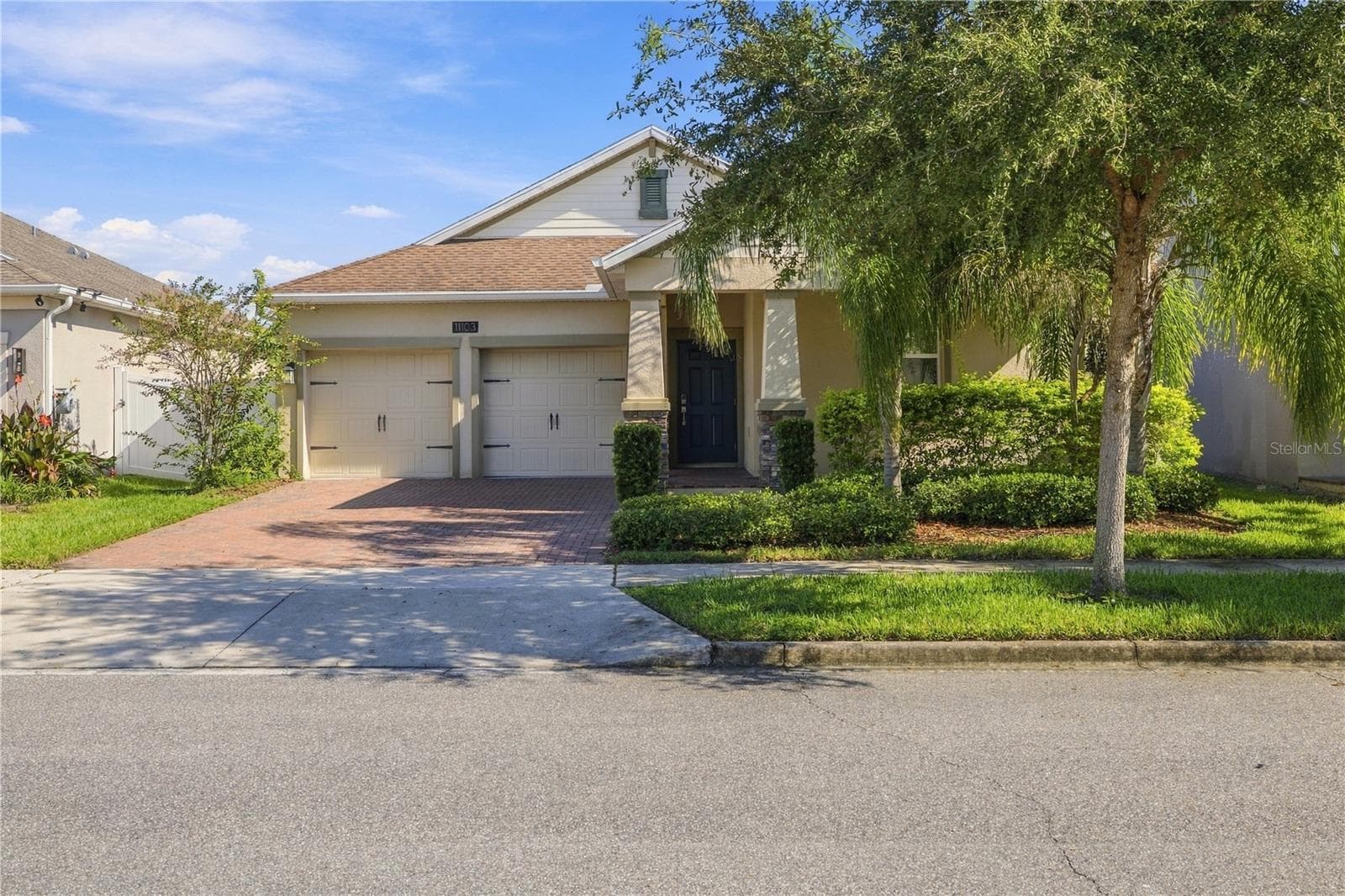 Single Family Residence at 11103 SWEETGUM WOODS DR, ORLANDO, photo 2 of 53