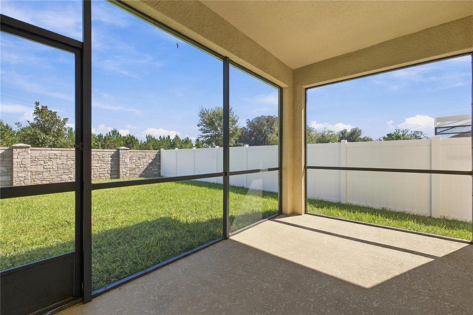 Single Family Residence at 11103 SWEETGUM WOODS DR, ORLANDO, photo 43 of 53