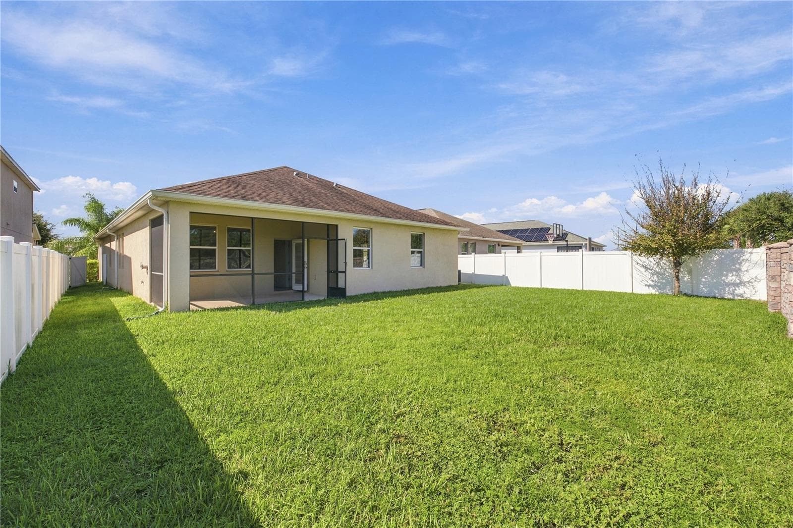 Single Family Residence at 11103 SWEETGUM WOODS DR, ORLANDO, photo 47 of 53