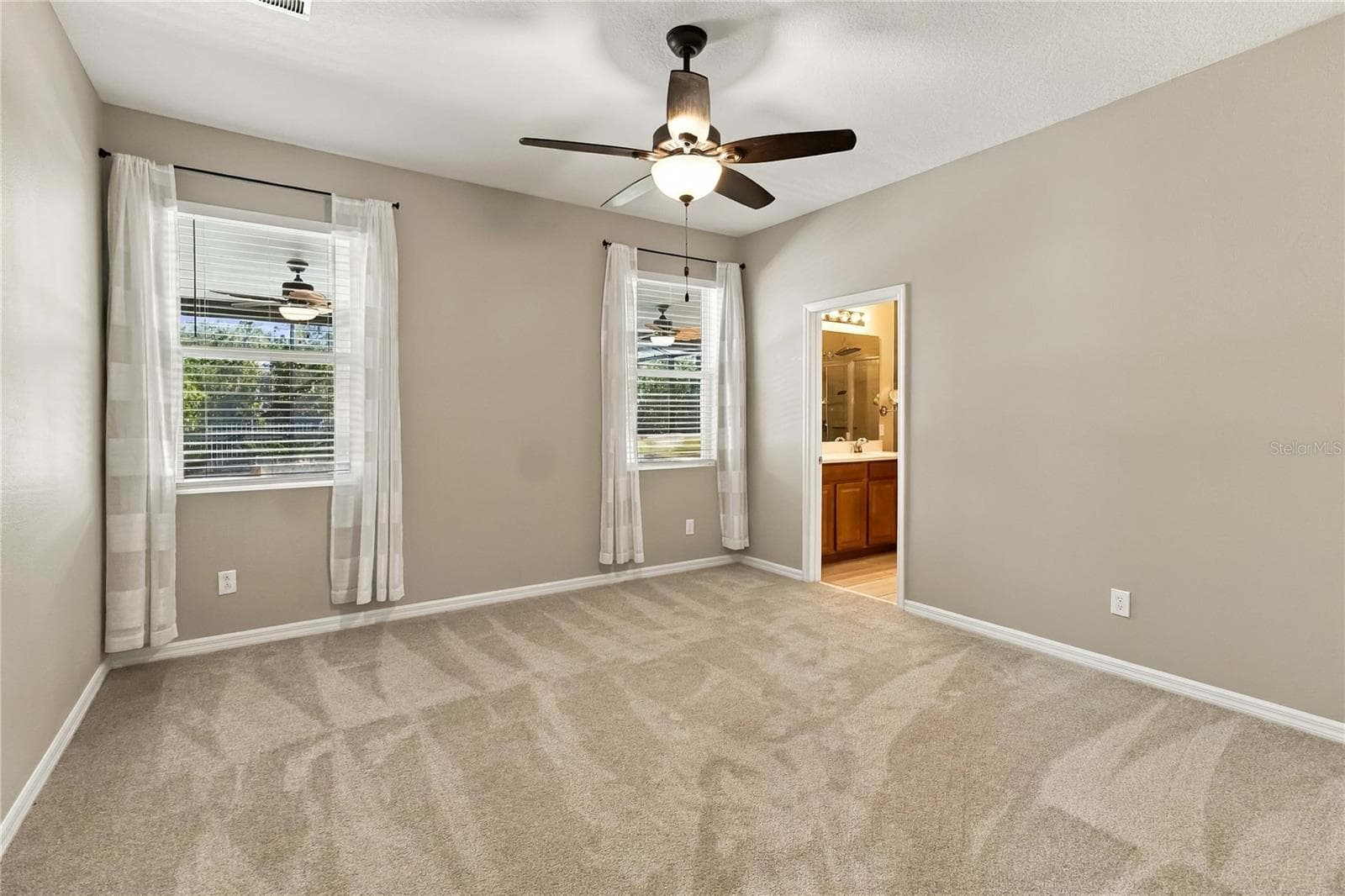 Single Family Residence at 3811 FRIARS COVE LN, ST CLOUD, photo 26 of 53