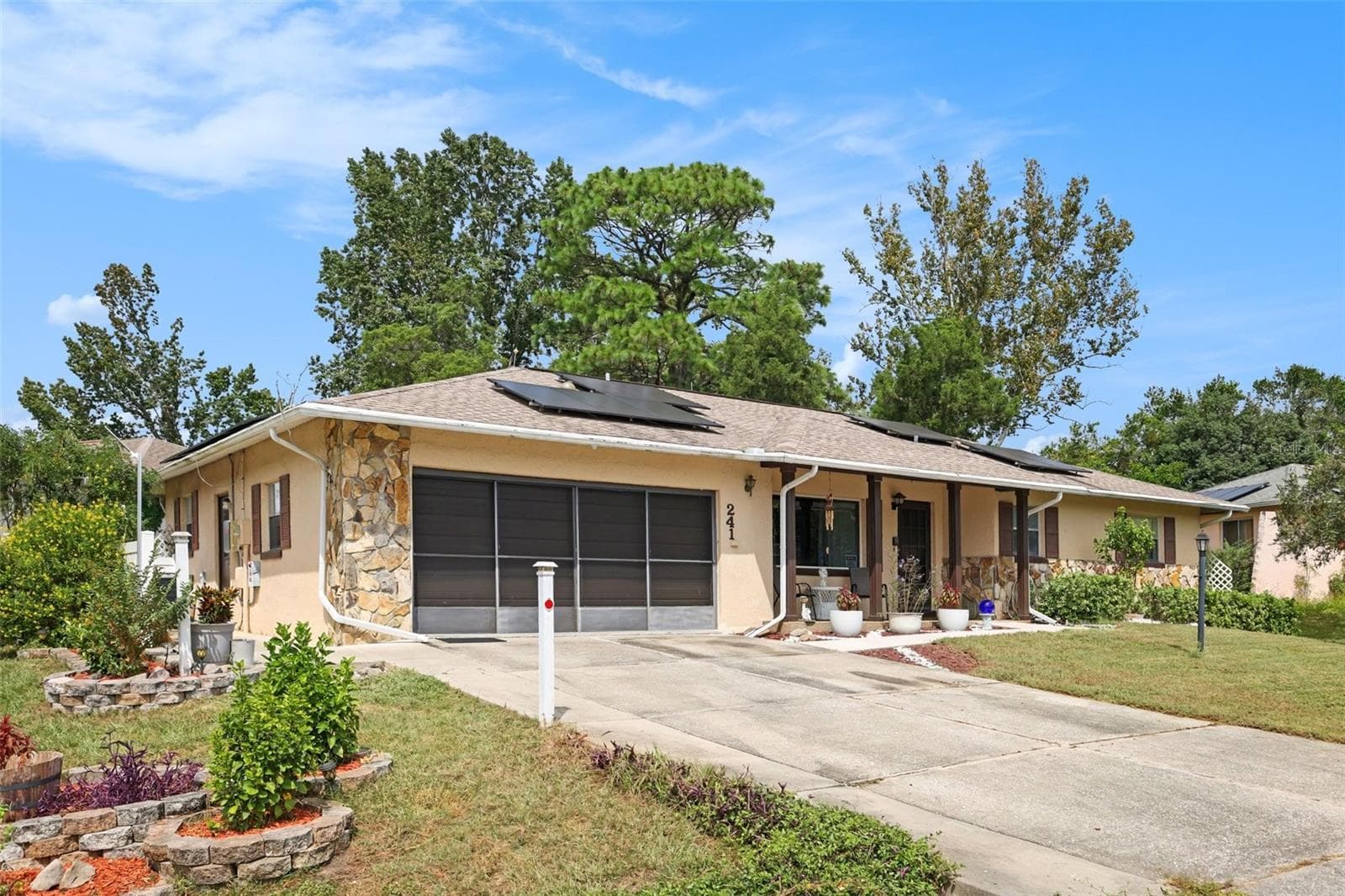 Single Family Residence at 241 W HOLLYFERN PL, BEVERLY HILLS, photo 2 of 23