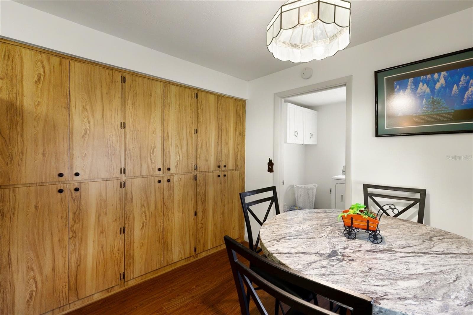 Single Family Residence at 241 W HOLLYFERN PL, BEVERLY HILLS, photo 9 of 23