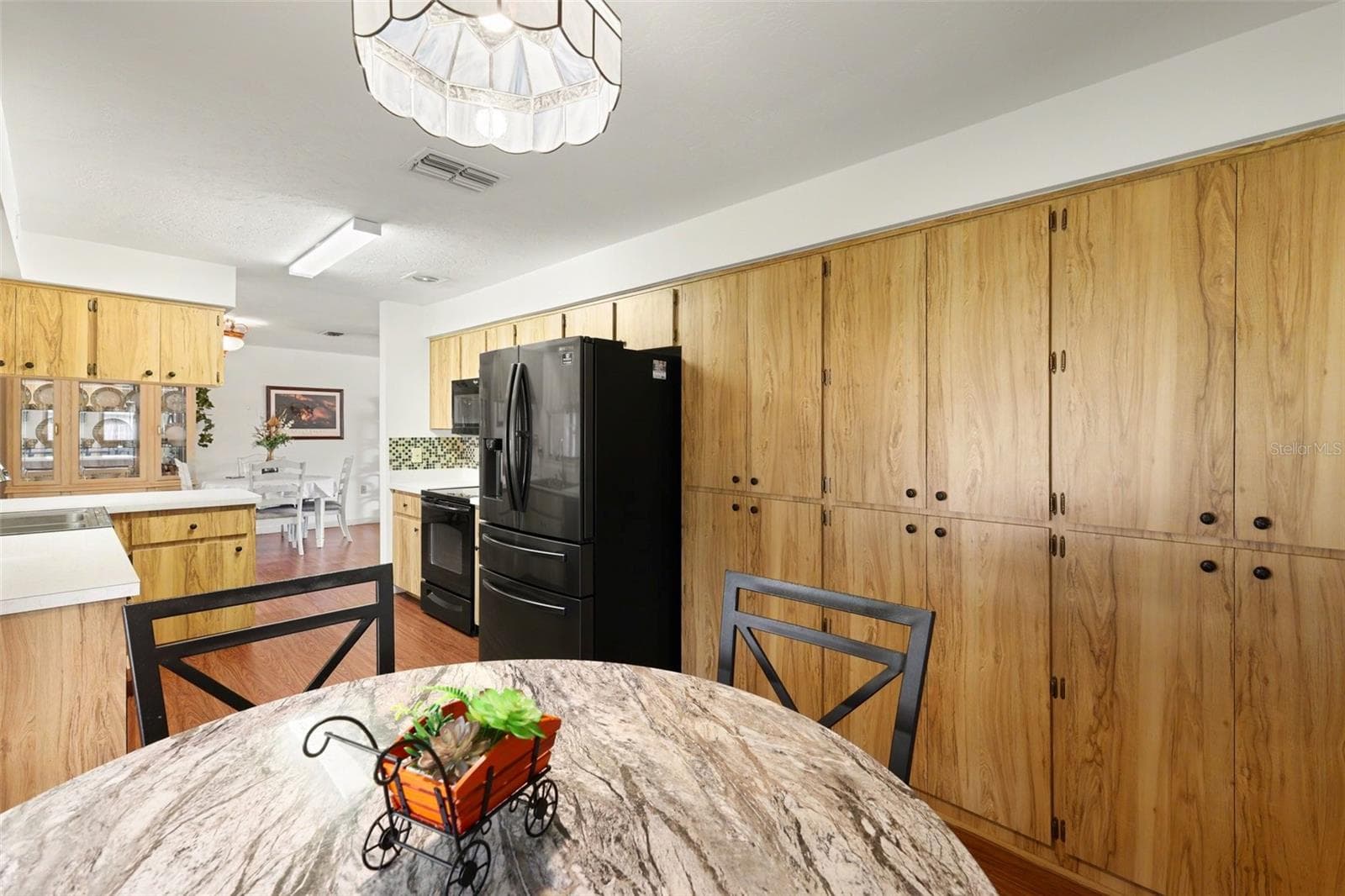 Single Family Residence at 241 W HOLLYFERN PL, BEVERLY HILLS, photo 10 of 23