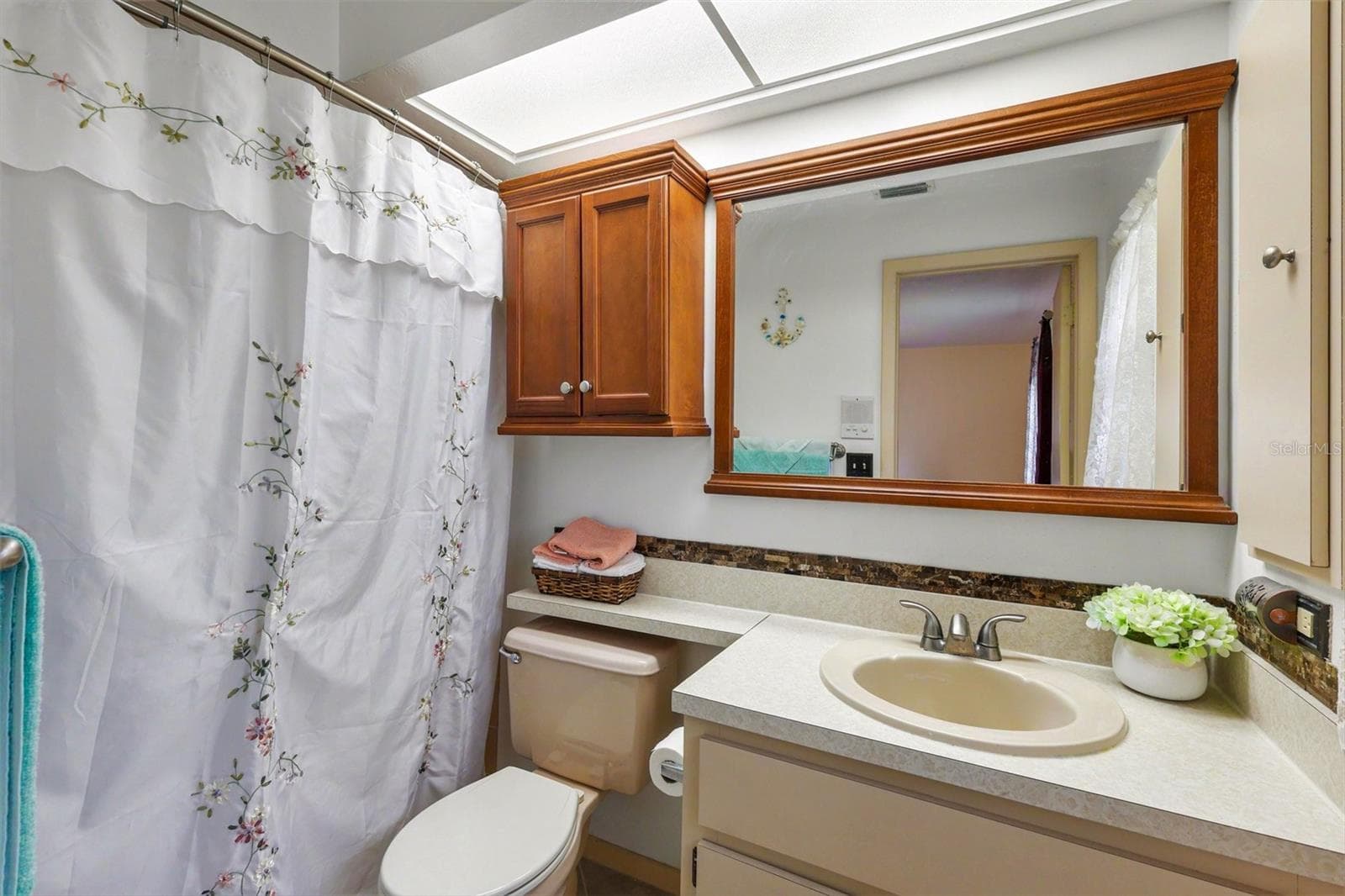 Single Family Residence at 241 W HOLLYFERN PL, BEVERLY HILLS, photo 16 of 23