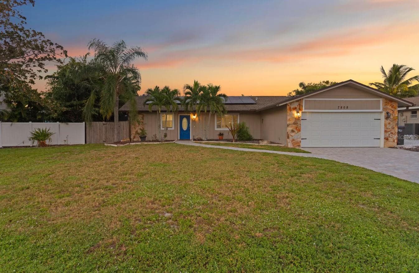 Single Family Residence at 7808 24TH AVE W, BRADENTON, photo 12 of 38