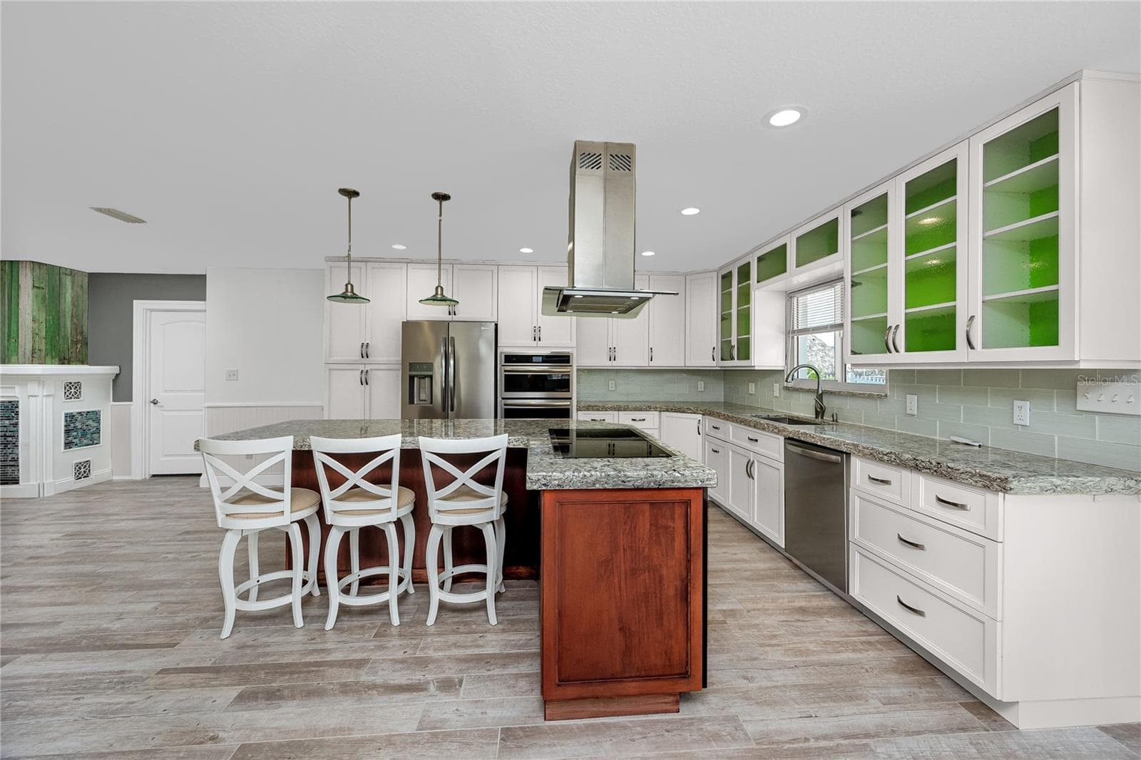 Single Family Residence at 600 NORMANDY RD, MADEIRA BEACH, photo 9 of 60