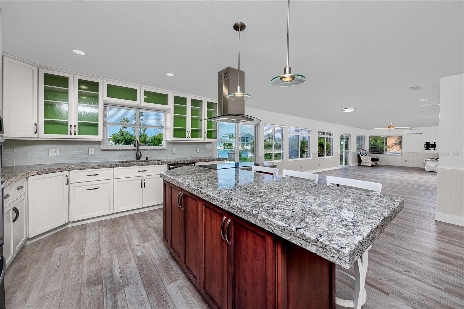 Single Family Residence at 600 NORMANDY RD, MADEIRA BEACH, photo 14 of 60