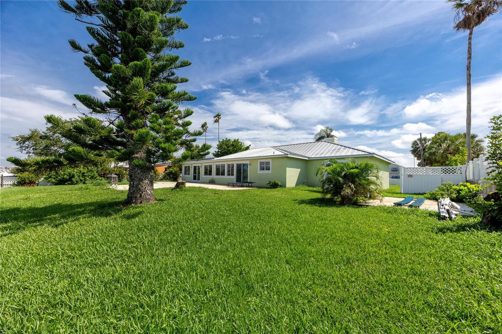 Single Family Residence at 600 NORMANDY RD, MADEIRA BEACH, photo 45 of 60