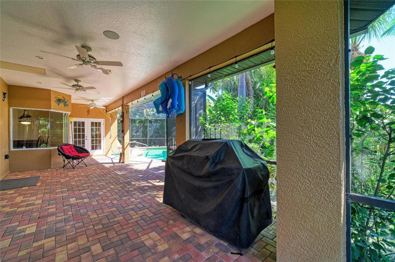 Single Family Residence at 28 PAR VIEW RD, ROTONDA WEST, photo 42 of 61