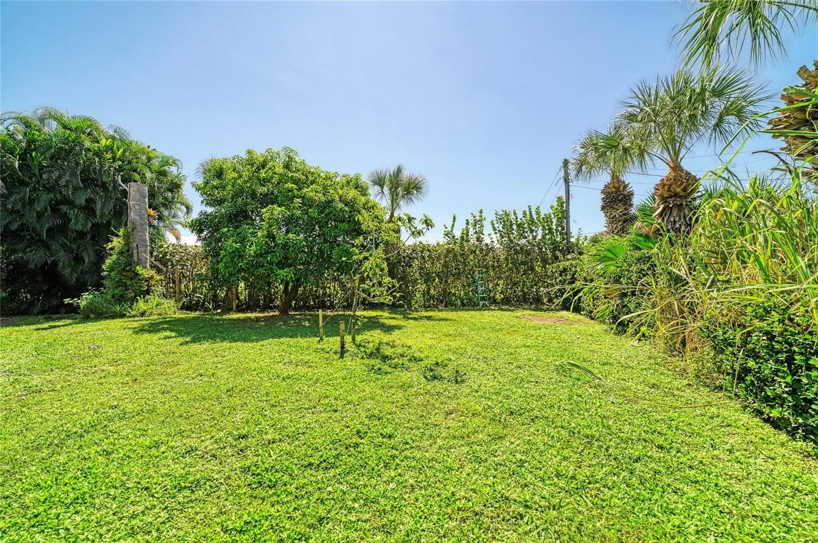 Single Family Residence at 28 PAR VIEW RD, ROTONDA WEST, photo 50 of 61