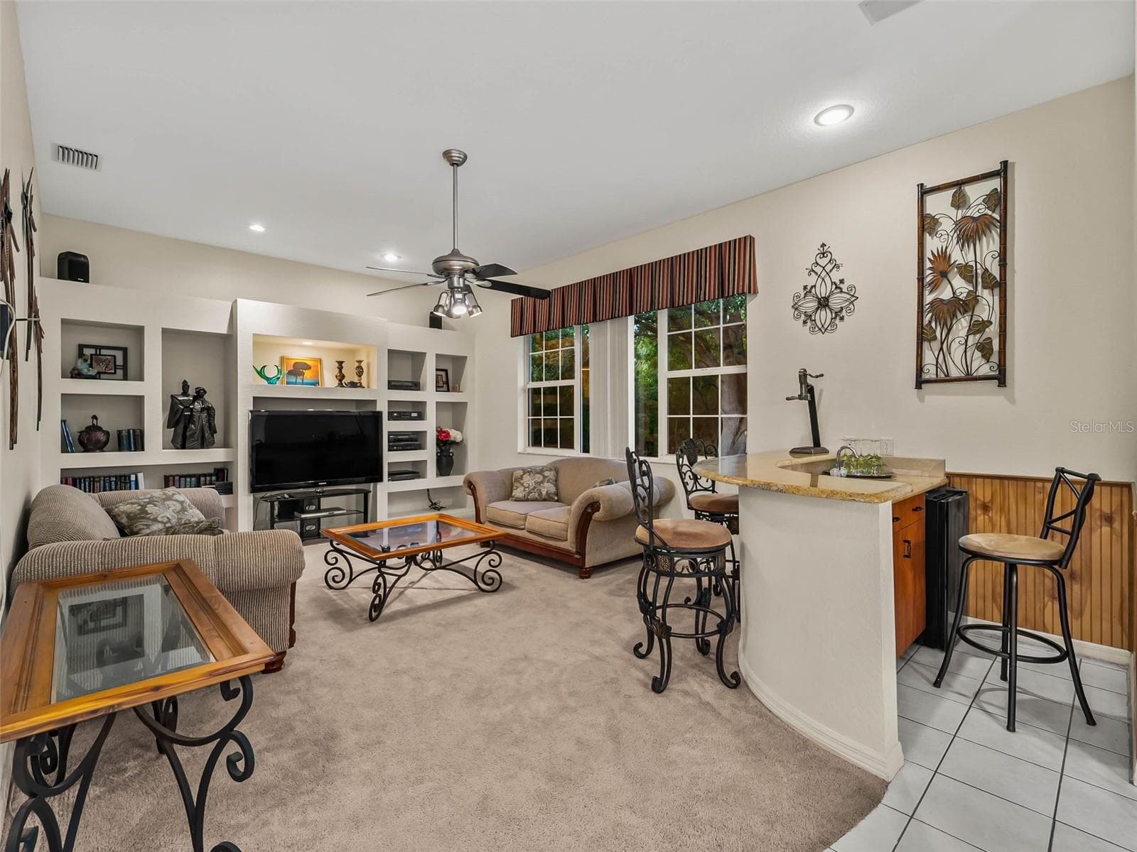 FamilyRoom_9336StPaulDr_PortCharlotte_OpenConcept_Wide.jpg - 9336 ST PAUL DR, PORT CHARLOTTE