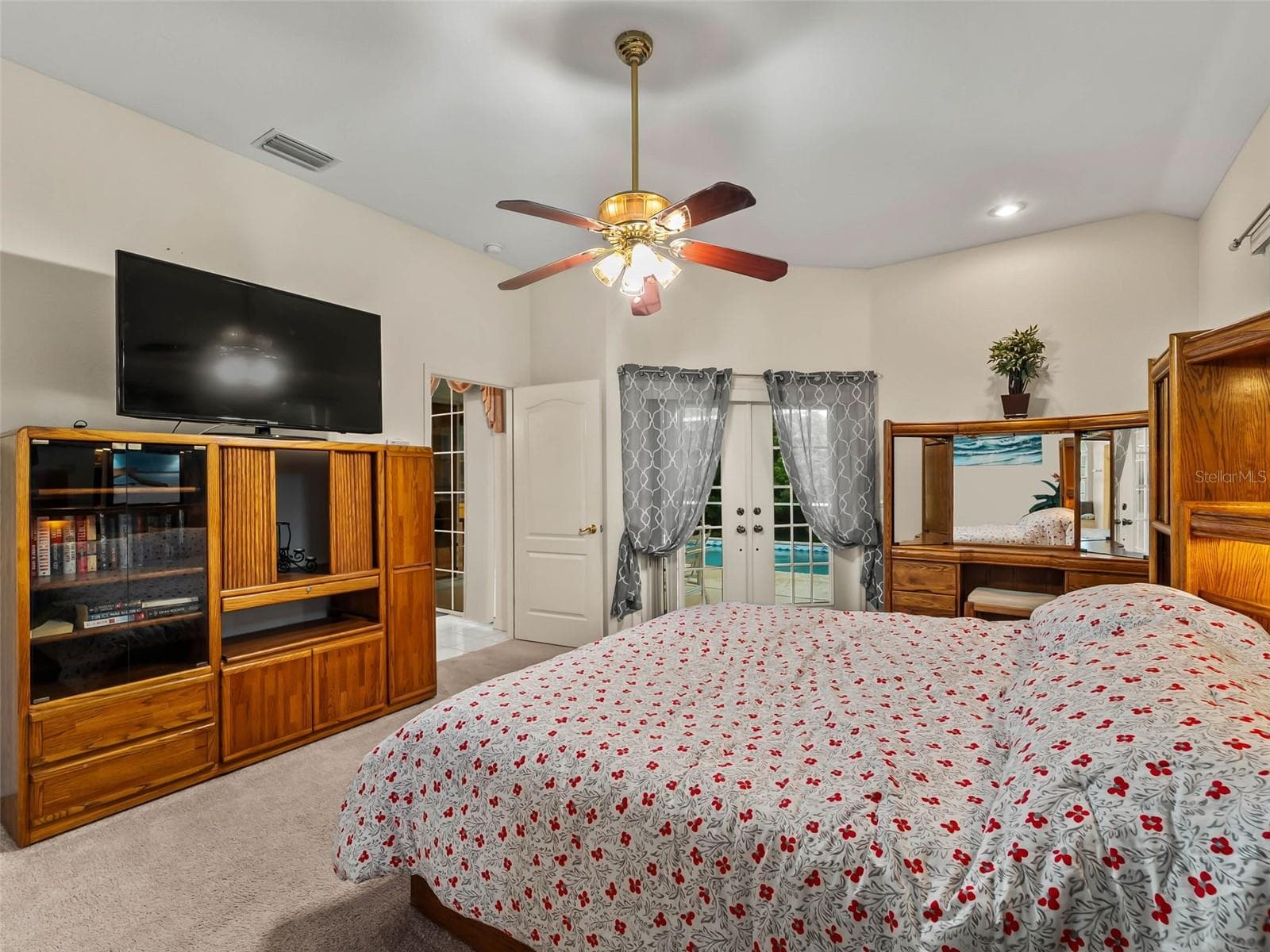 PrimarySuite_9336StPaulDr_PortCharlotte_NaturalLight_Wide2.jpg - 9336 ST PAUL DR, PORT CHARLOTTE
