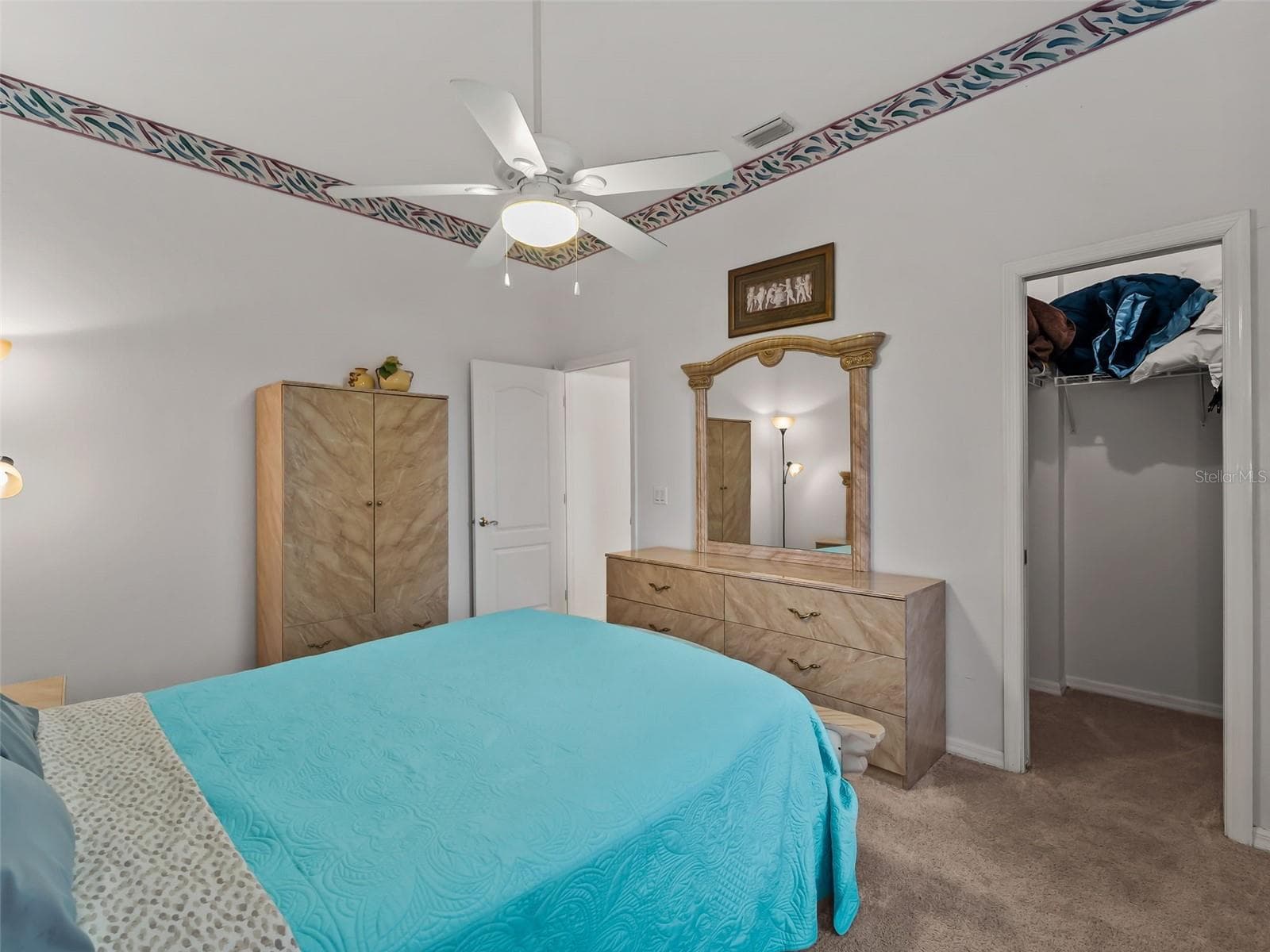 GuestBedroom_9336StPaulDr_PortCharlotte_CeilingFan_Wide2.jpg - 9336 ST PAUL DR, PORT CHARLOTTE