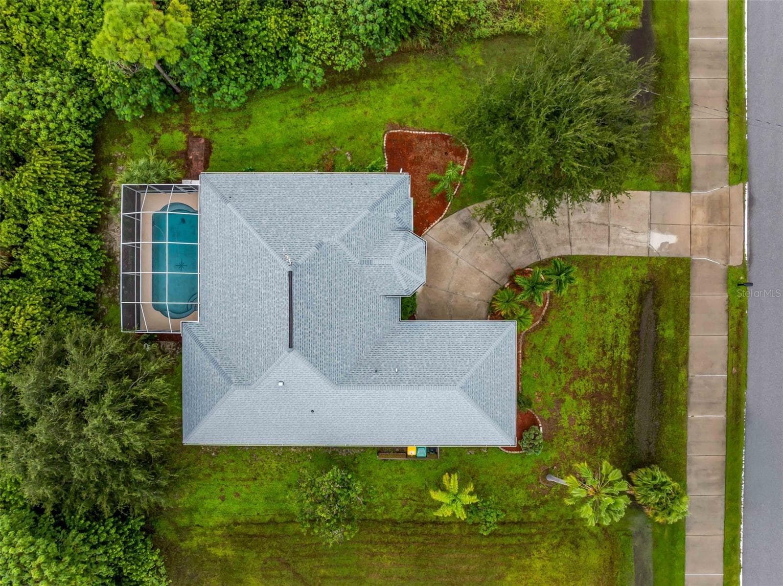 Aerial_9336StPaulDr_PortCharlotte_ScreenEnclosure_Overhead.jpg - 9336 ST PAUL DR, PORT CHARLOTTE