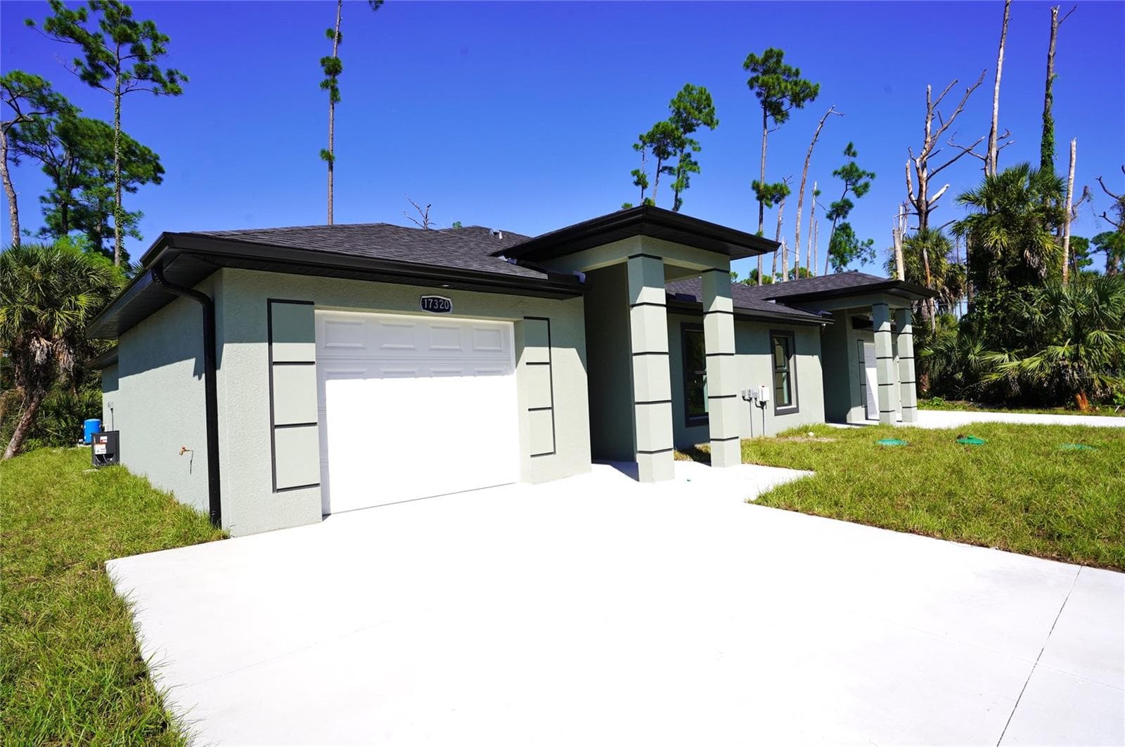 Duplex at 17320 GEDDES AVE, PORT CHARLOTTE, photo 6 of 47
