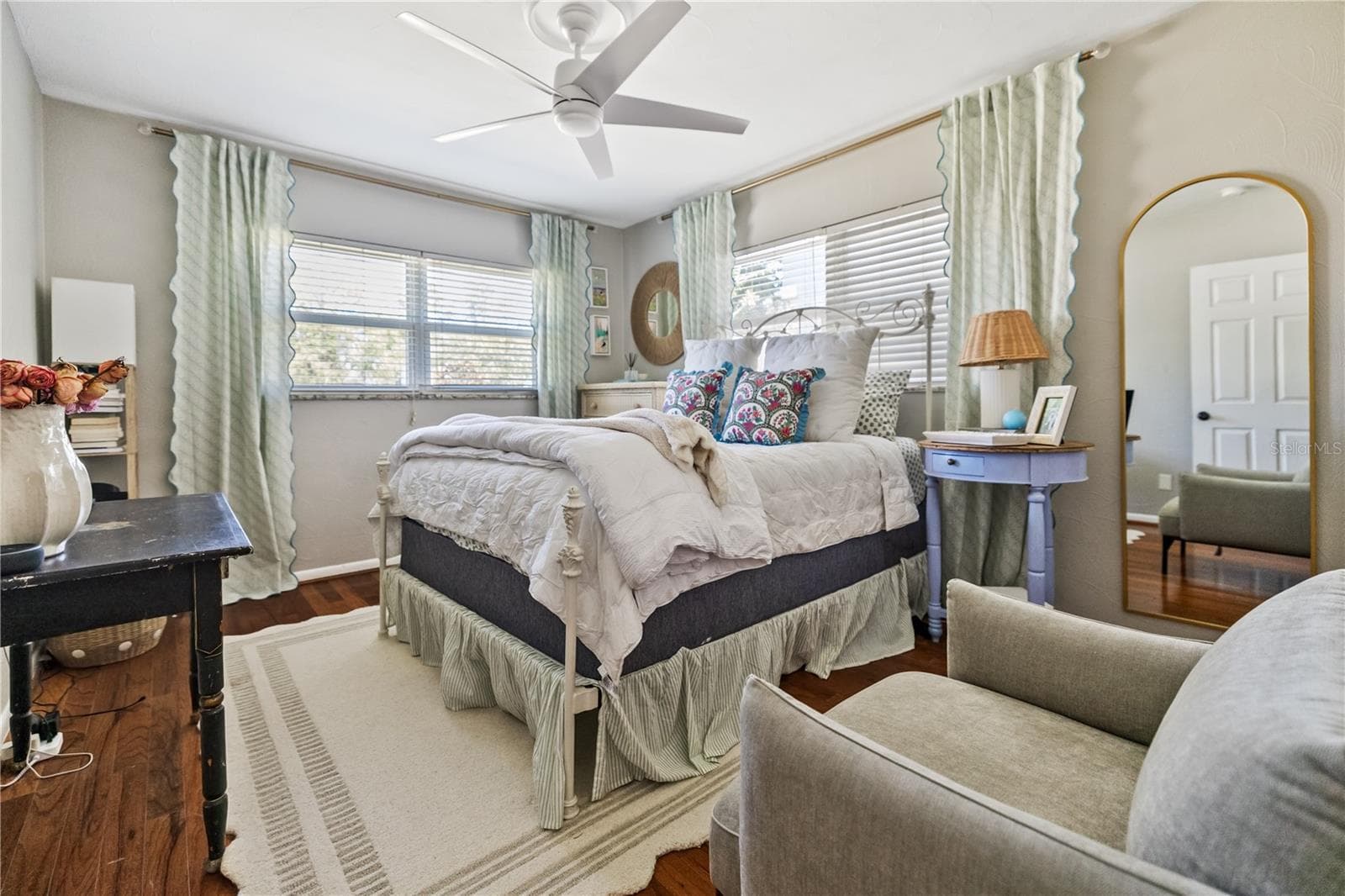 Single Family Residence at 3912 W CLEVELAND ST, TAMPA, photo 17 of 32