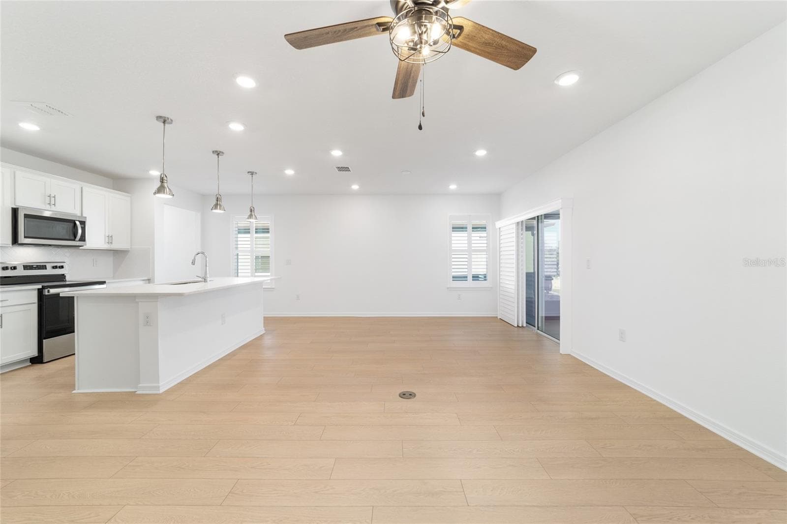 Single Family Residence at 5543 SW 85TH AVENUE RD, OCALA, photo 12 of 63