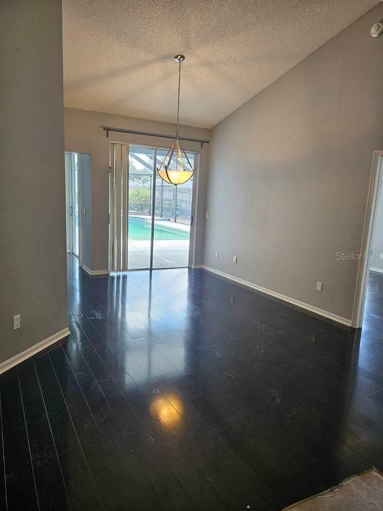 Single Family Residence at 10306 EARLY MIST LN, RIVERVIEW, photo 4 of 13