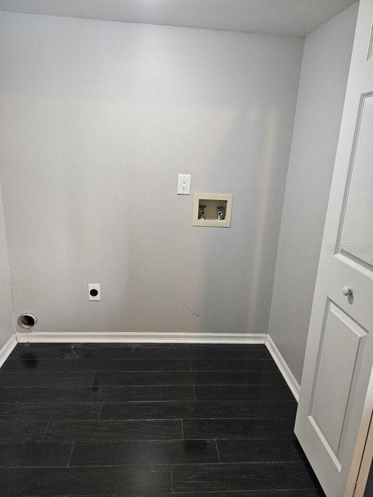 Single Family Residence at 10306 EARLY MIST LN, RIVERVIEW, photo 10 of 13
