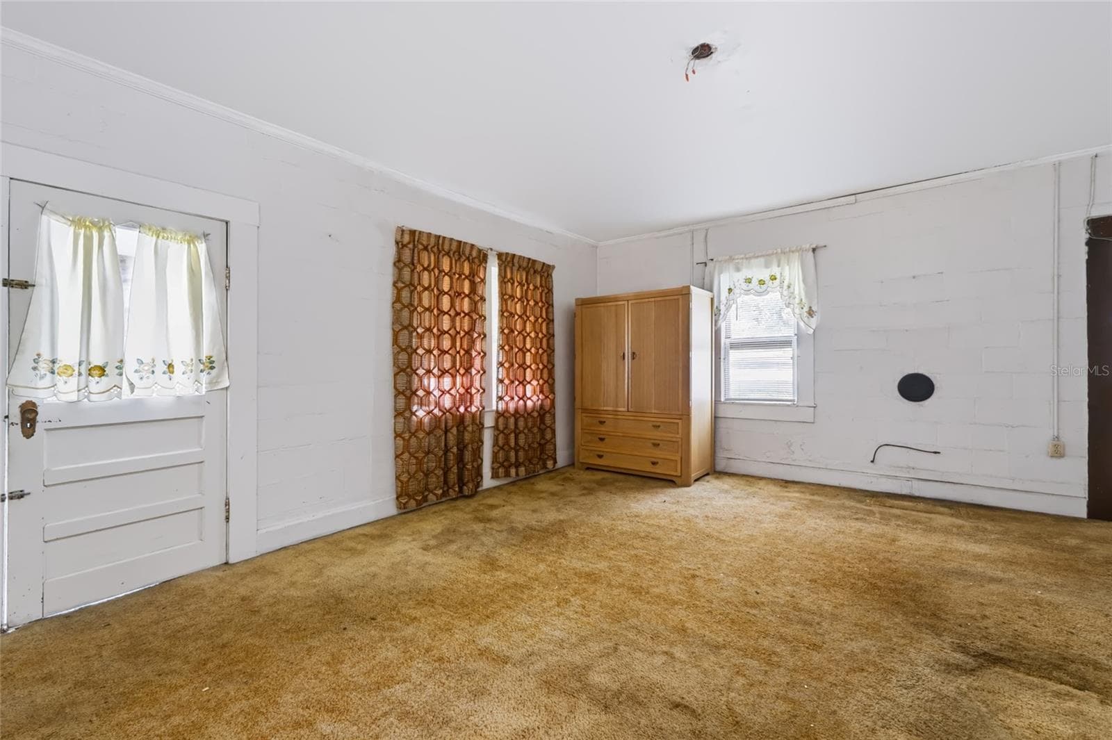 Single Family Residence at 308 S GALENA AVE, MINNEOLA, photo 5 of 17