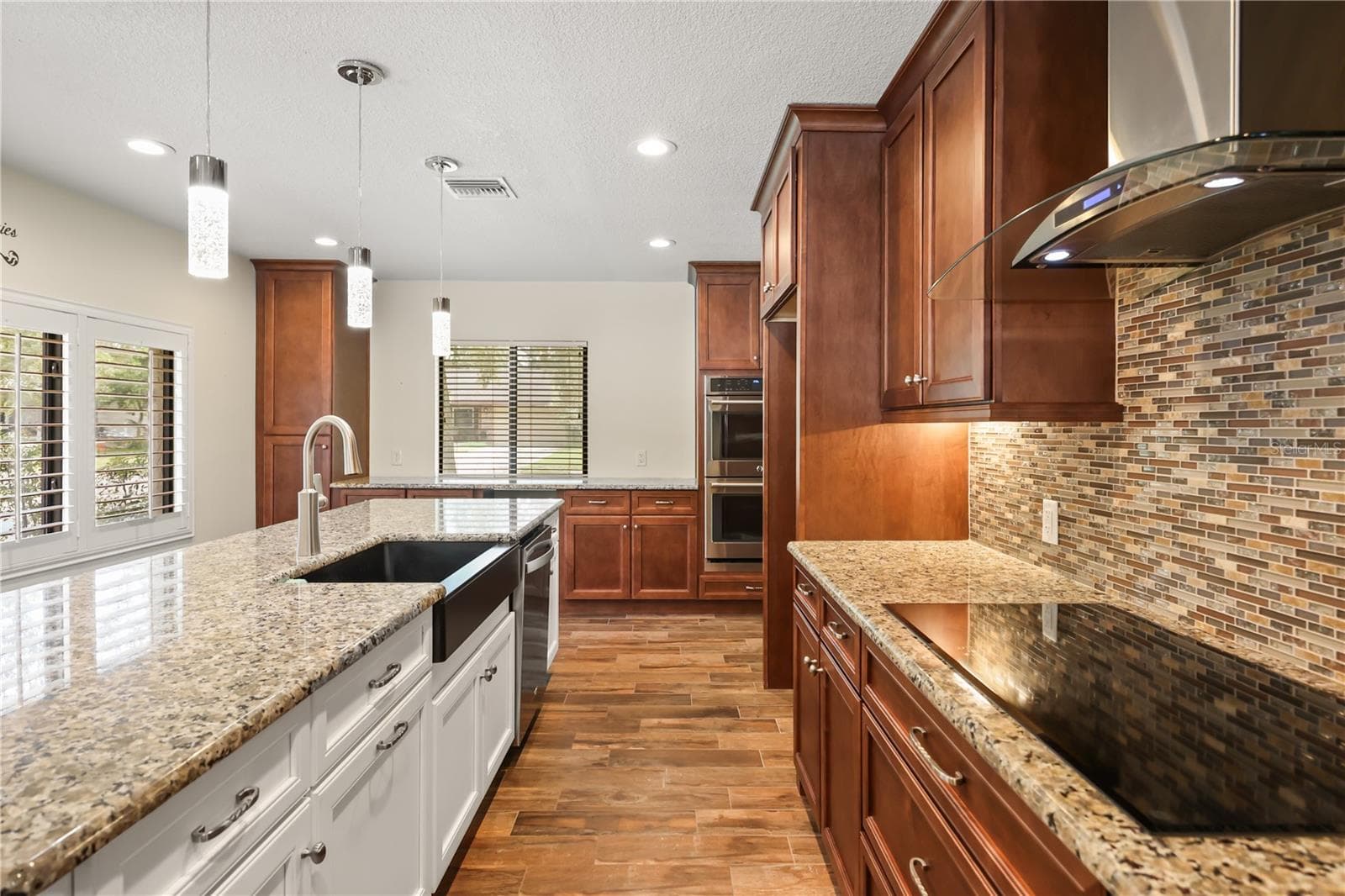 Single Family Residence at 1008 FOREST CIR, WINTER SPRINGS, photo 12 of 37