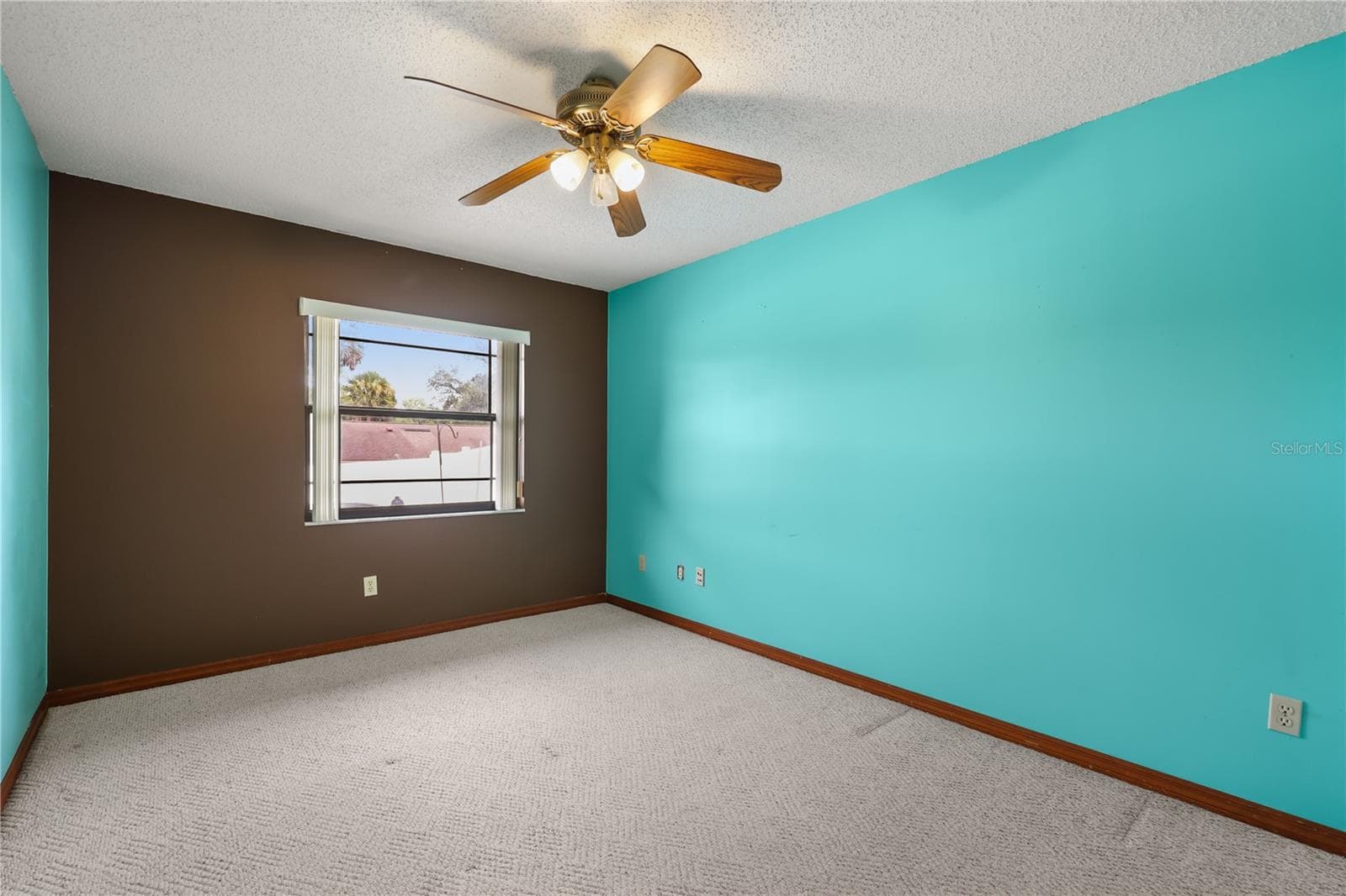 Single Family Residence at 1008 FOREST CIR, WINTER SPRINGS, photo 13 of 37