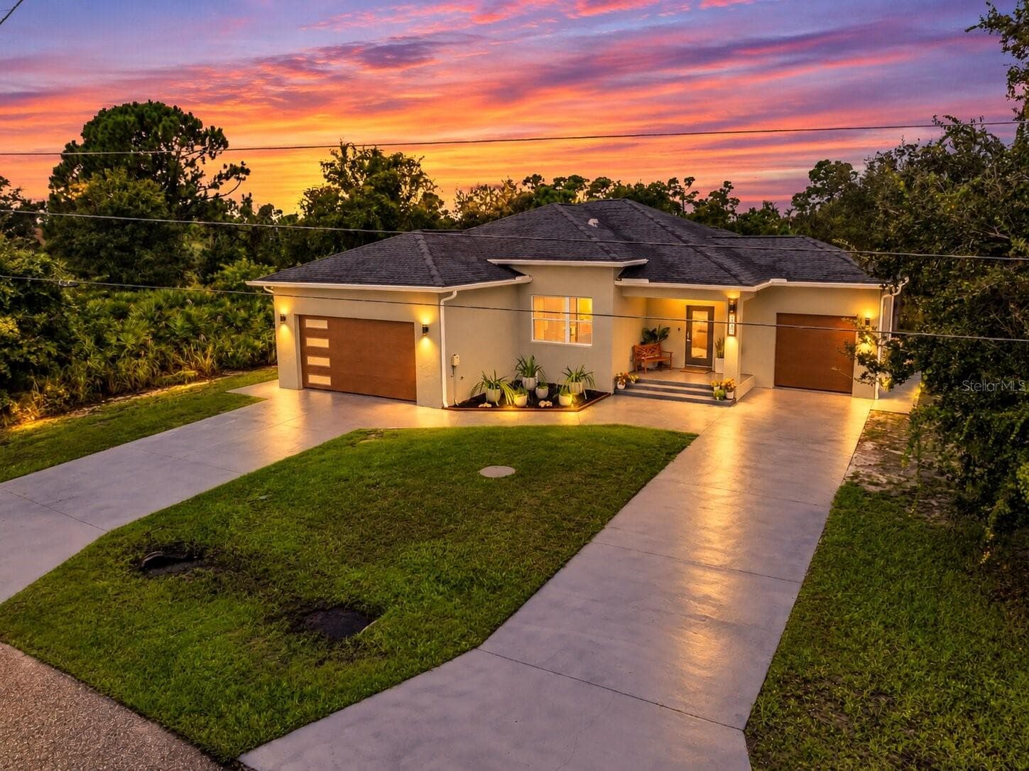Twilight - 8163 WALBERT ST, PORT CHARLOTTE