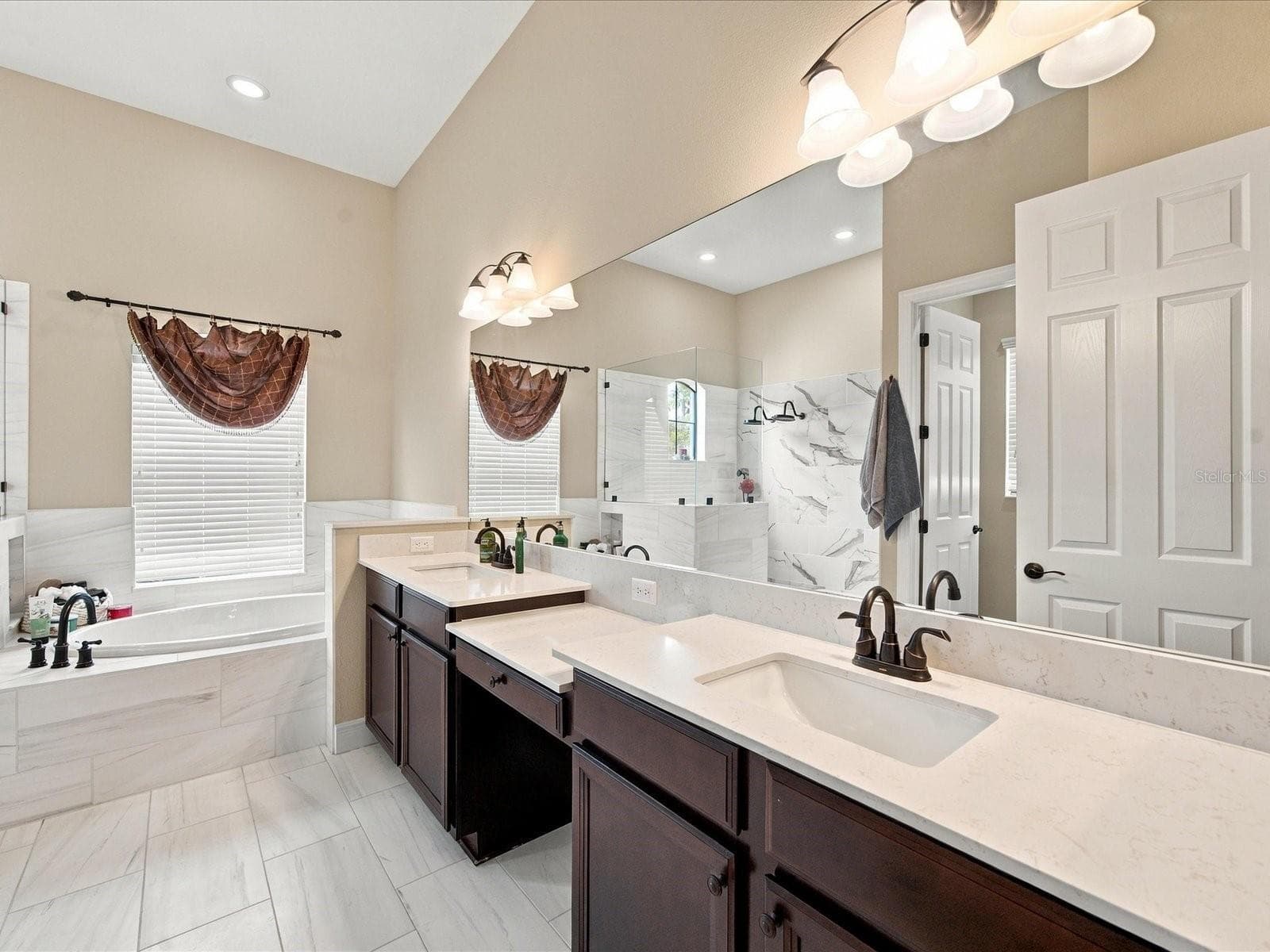 Single Family Residence at 17314 SAN ARINGO PL, LUTZ, photo 70 of 97