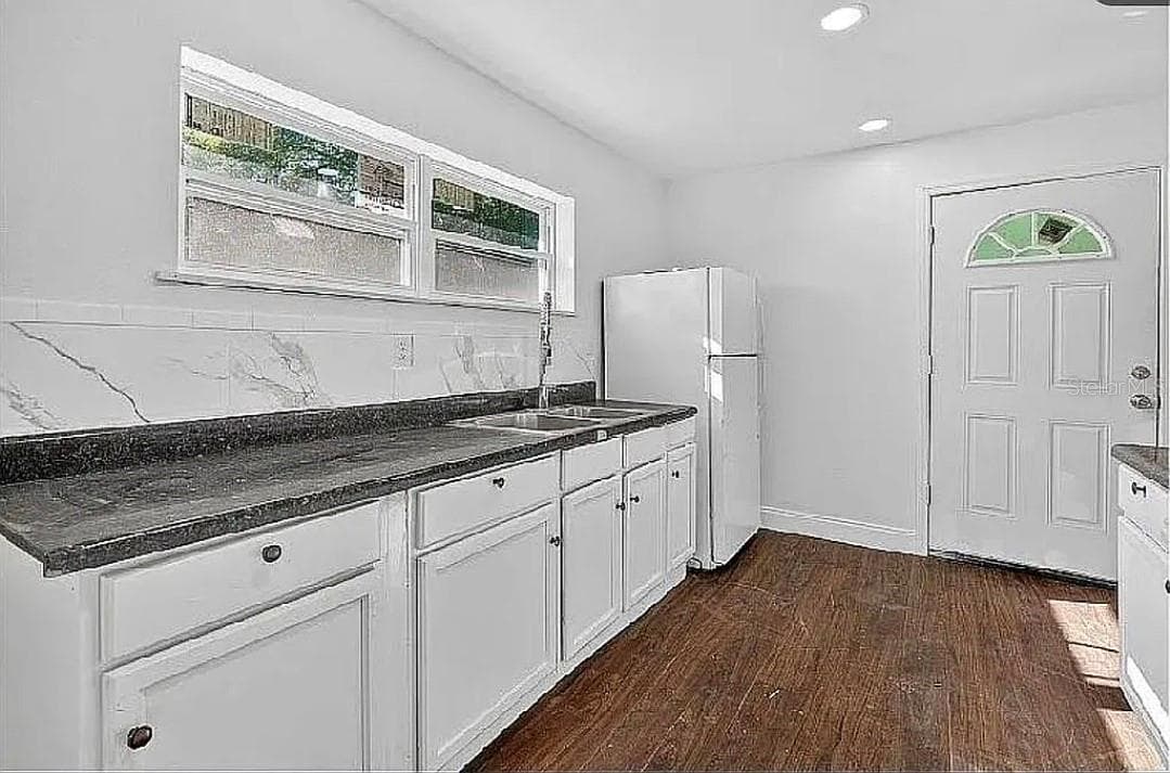 Single Family Residence at 2220 NW 1ST AVE, OCALA, photo 6 of 13