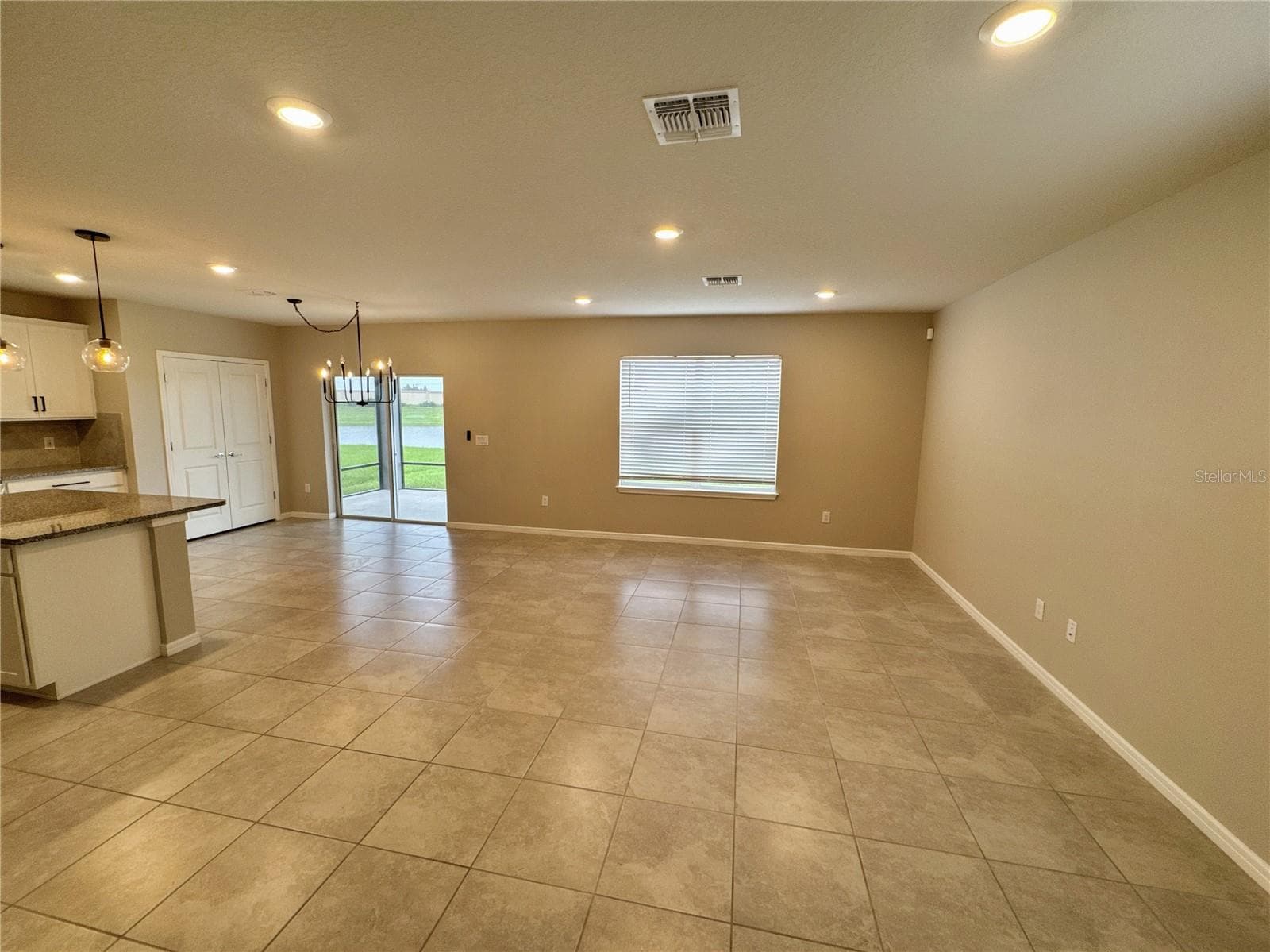 family room - 8308 REEFBAY CV, PARRISH