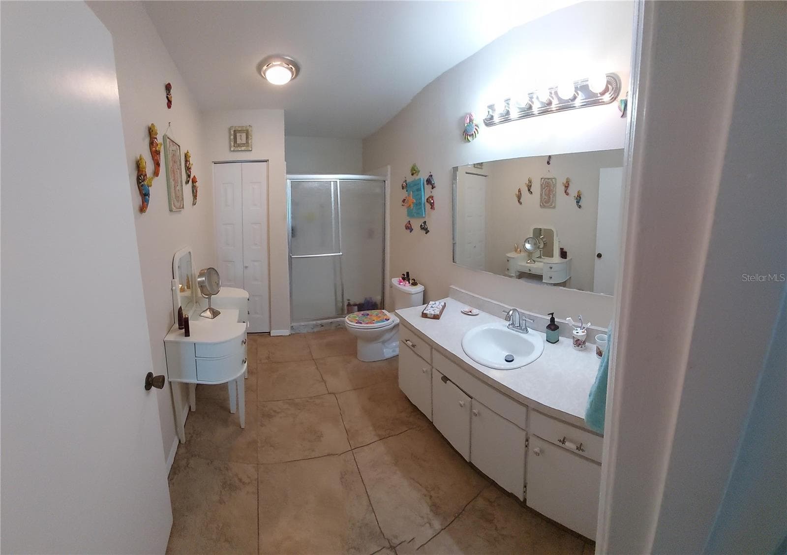 Single Family Residence at 906 BLUEWATER DR, SUN CITY CENTER, photo 23 of 39