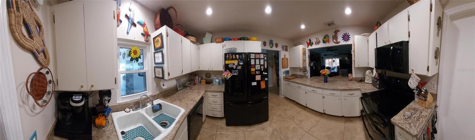 Single Family Residence at 906 BLUEWATER DR, SUN CITY CENTER, photo 30 of 39