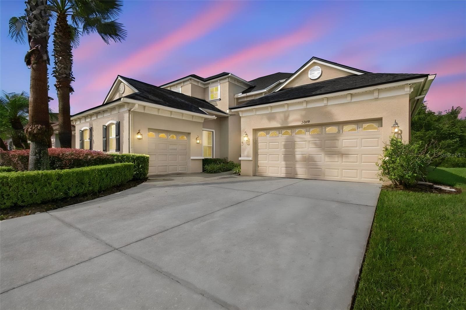 Single Family Residence at 3339 DIAMOND FALLS CIR, LAND O LAKES, photo 3 of 100