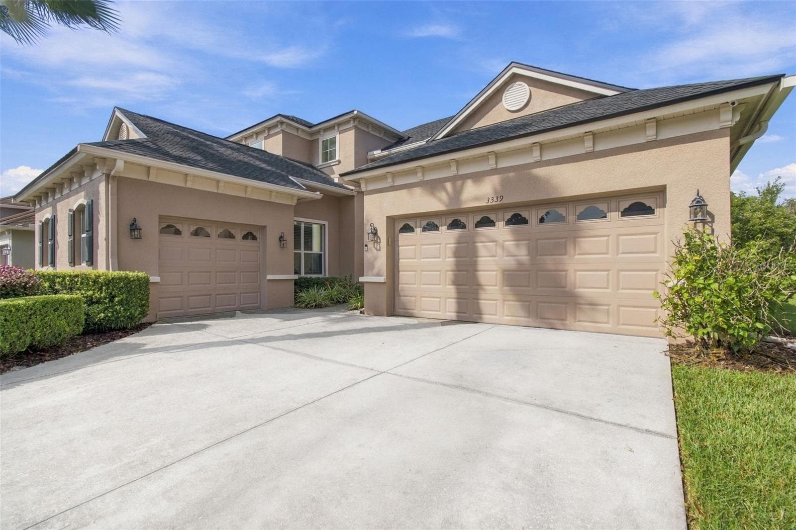 Single Family Residence at 3339 DIAMOND FALLS CIR, LAND O LAKES, photo 4 of 100